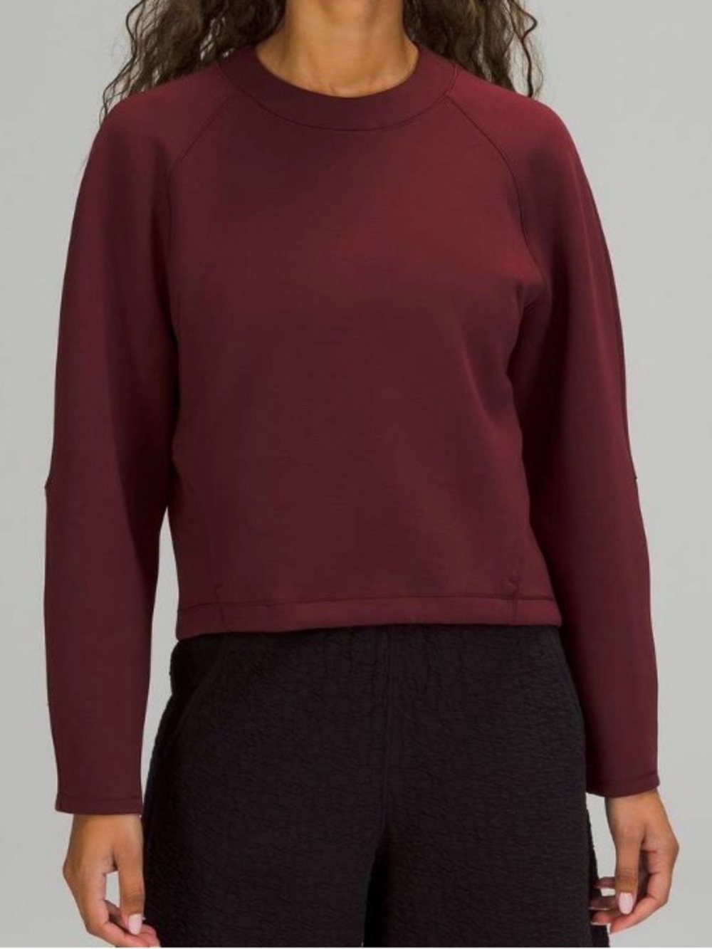#567 NWT Lululemon AirWrap Modal Crew
Red Merlot Sz 4